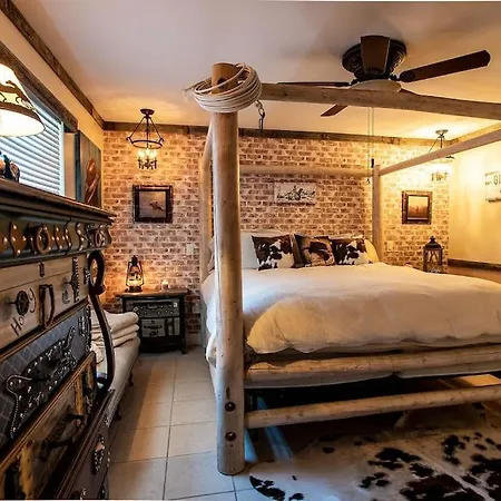 Texas Lonestar Farmhouse